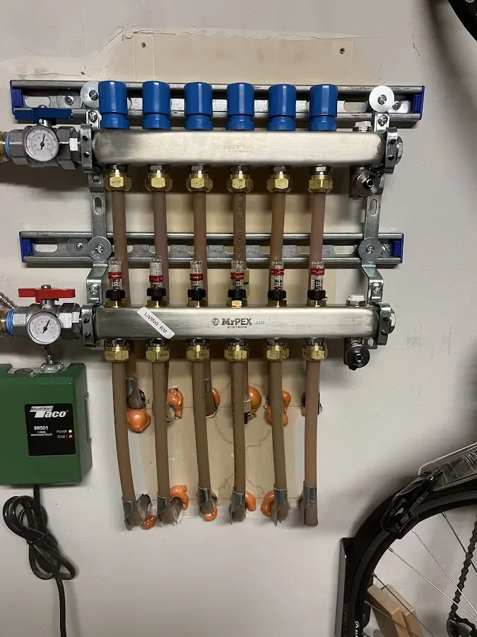 Plumber performing Leak Detection at a residential property in Bisbee